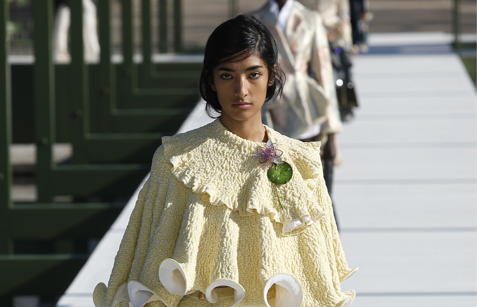 Au défilé Dior, une promenade poétique au bord de l’eau pour la Paris Fashion week